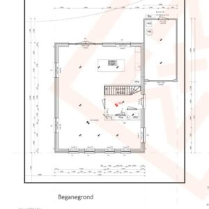 Gedetailleerde plattegrond van de begane grond van een gelijkvloerse woning, met een open keuken en woonkamer met een trap naar boven. De plattegrond bevat afmetingen en aantekeningen met diverse apparatuur. Onderaan staat "Beganegrond".